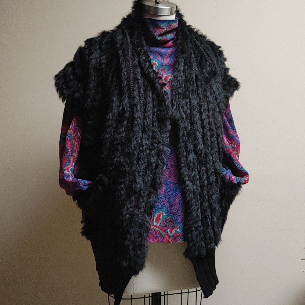 MAX AZRIA Rabbit / Fox Sweater Size XS/S